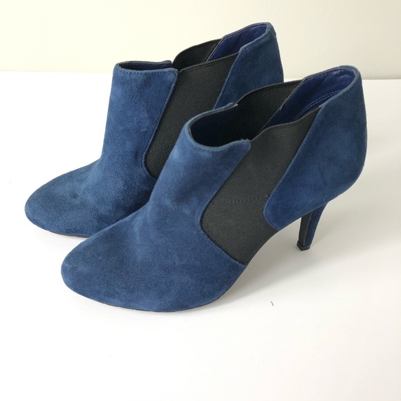 Arturo Chiang Marcey Bootie Blue Suede Bootie - Picture 1 of 8